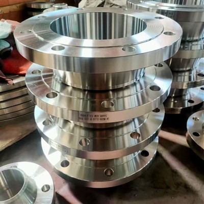 Keevitatud kaela tõstepind (WNRF) DN200 klass 150 F304 äärik